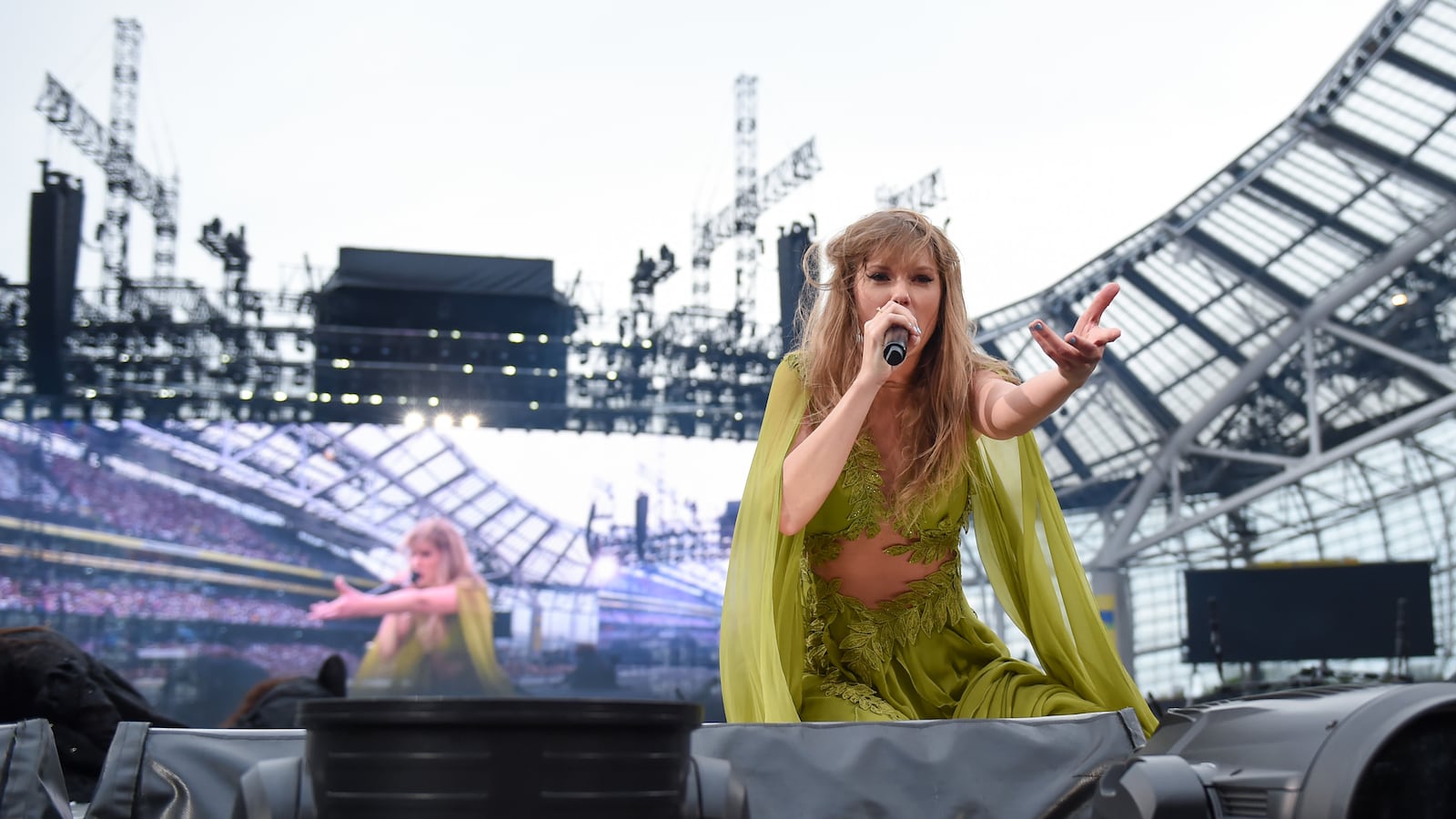 Taylor Swift performs on stage
