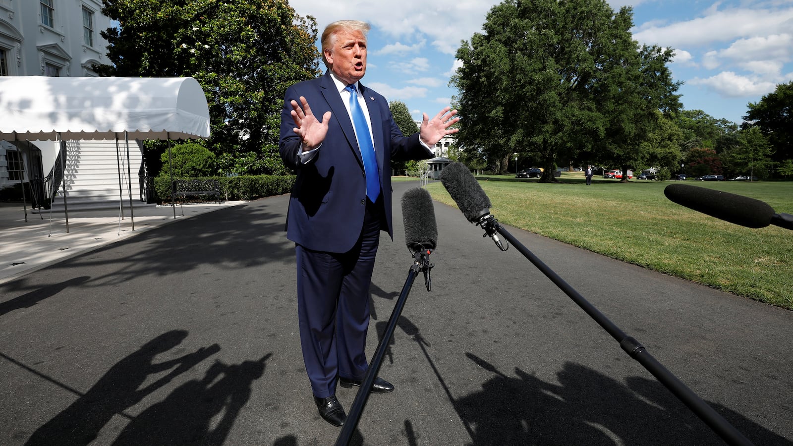 200716-lewis-trump-tease_lqspoh