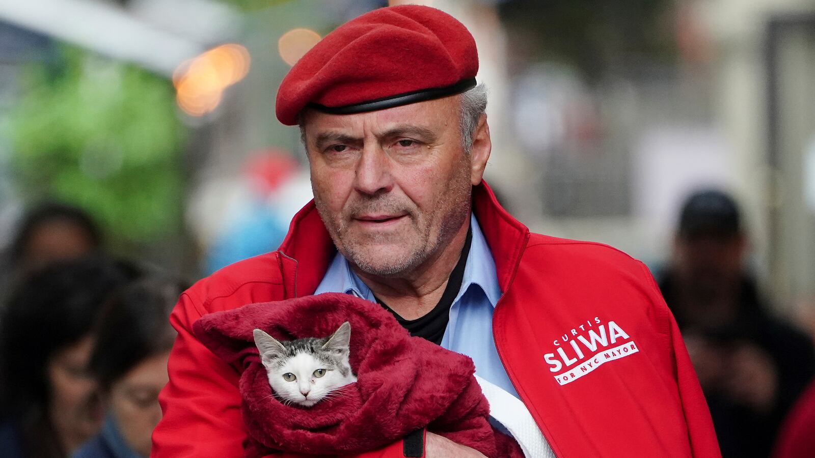 2021-11-02T170214Z_162765914_RC2DMQ9H7998_RTRMADP_3_NEW-YORK-ELECTION_xgot7h