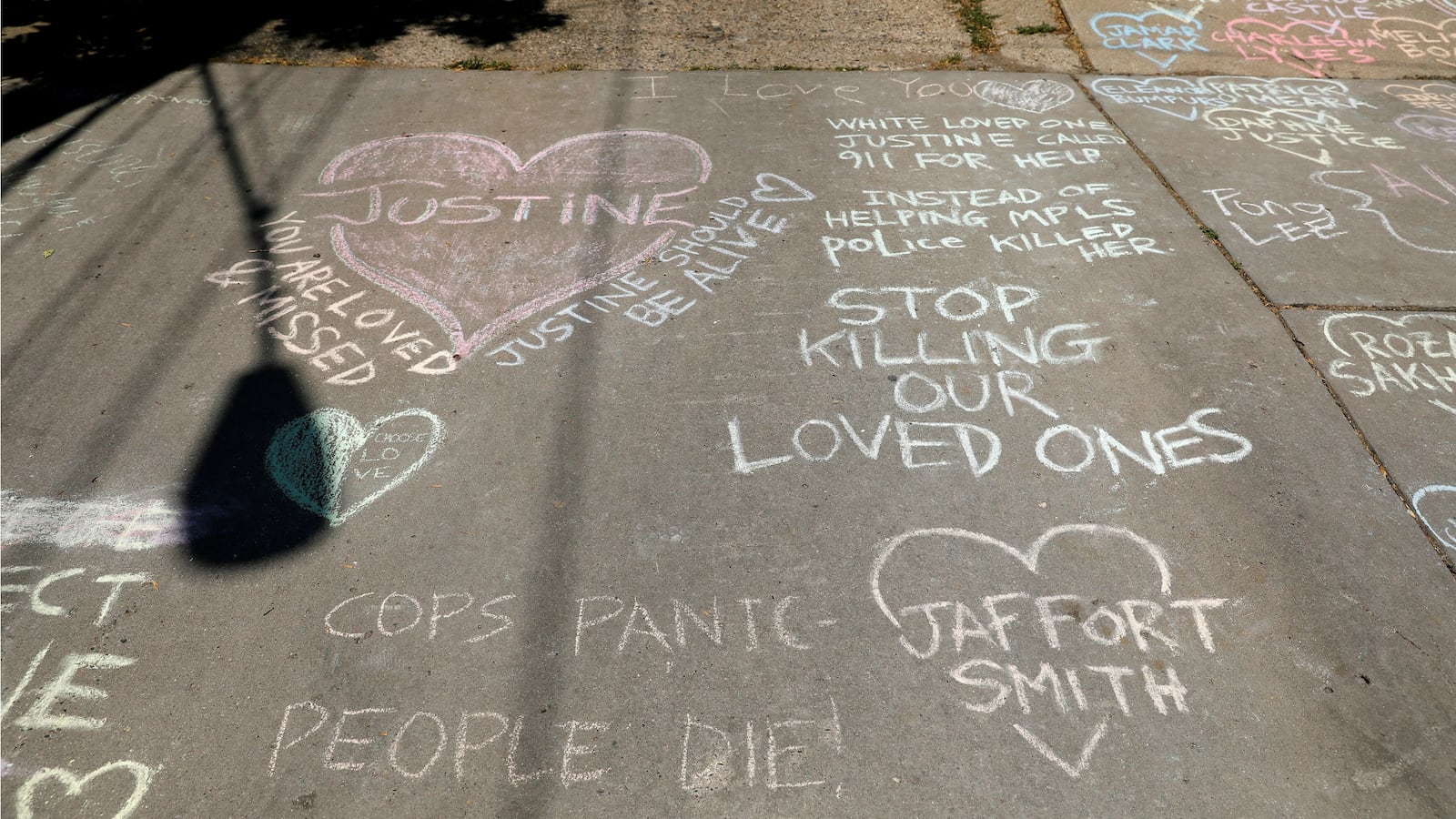 170717-minneapolis-police-shooting-officer-cheat_ncngyp