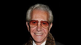 cheats/2008/10/20/fashion-criticizing-icon-dead/fashioncriticizing-icon-dead_nhgzzw