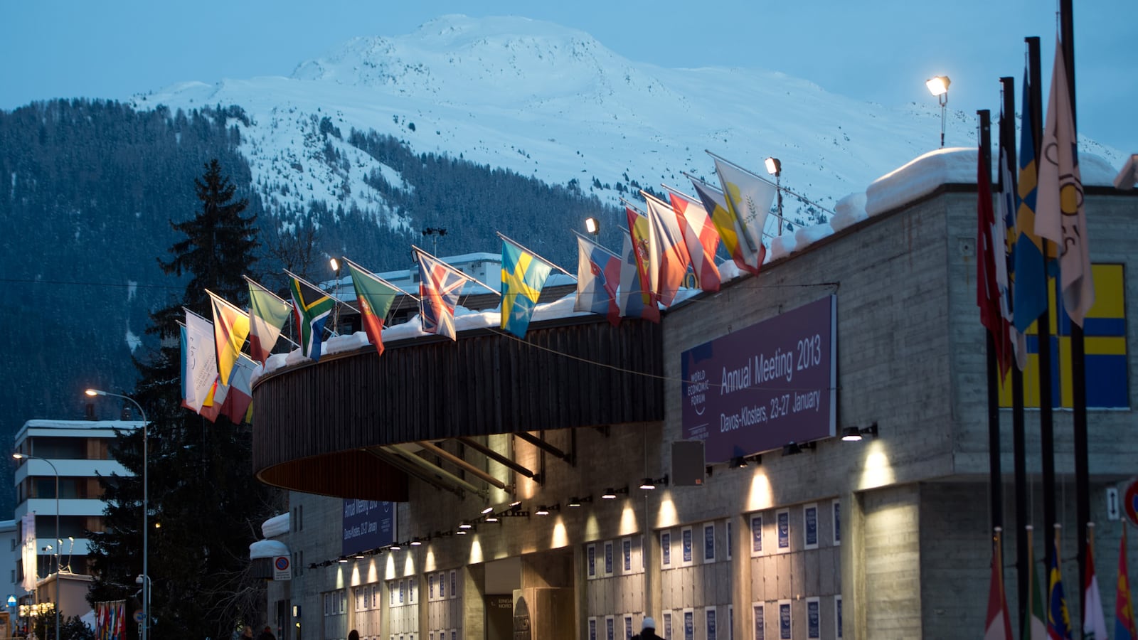 articles/2013/01/22/everything-you-need-to-know-about-the-world-economic-forum-in-davos/130122-krantz-davos-file-bulding-tease_hlnon7