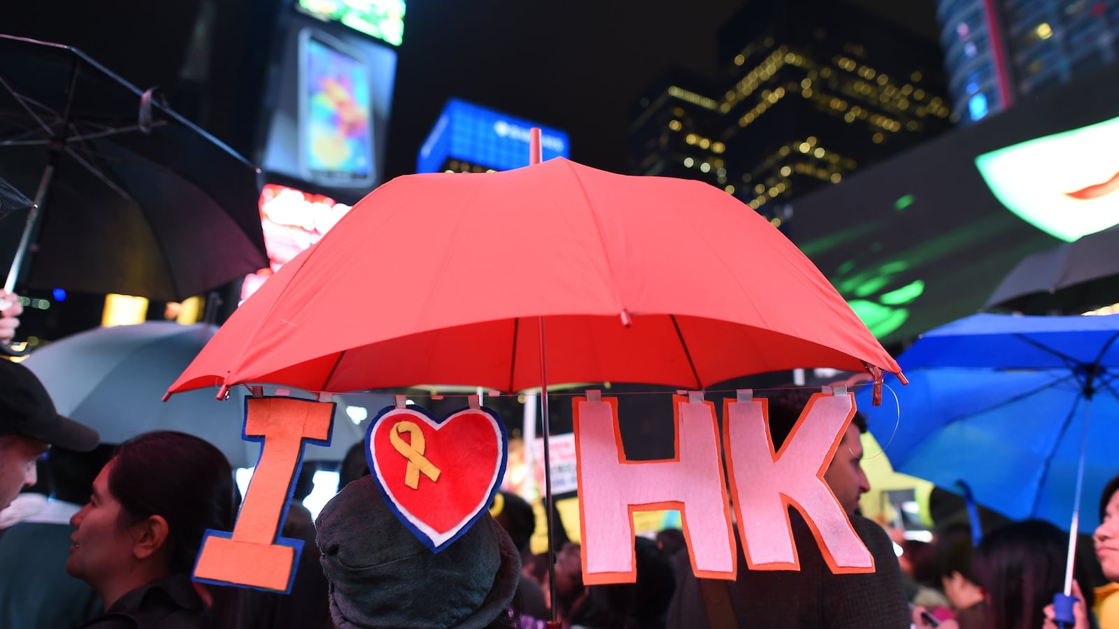 articles/2014/10/05/you-say-you-want-to-name-a-revolution/141003-duvall-hk-tease_wxjbzb