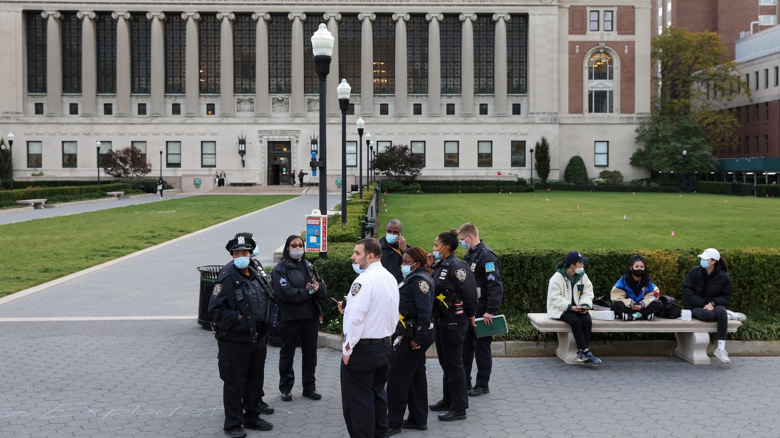 2021-11-07T215721Z_1653732755_RC2WPQ90GSGJ_RTRMADP_3_USA-UNIVERSITIES-THREATS_b87l7l