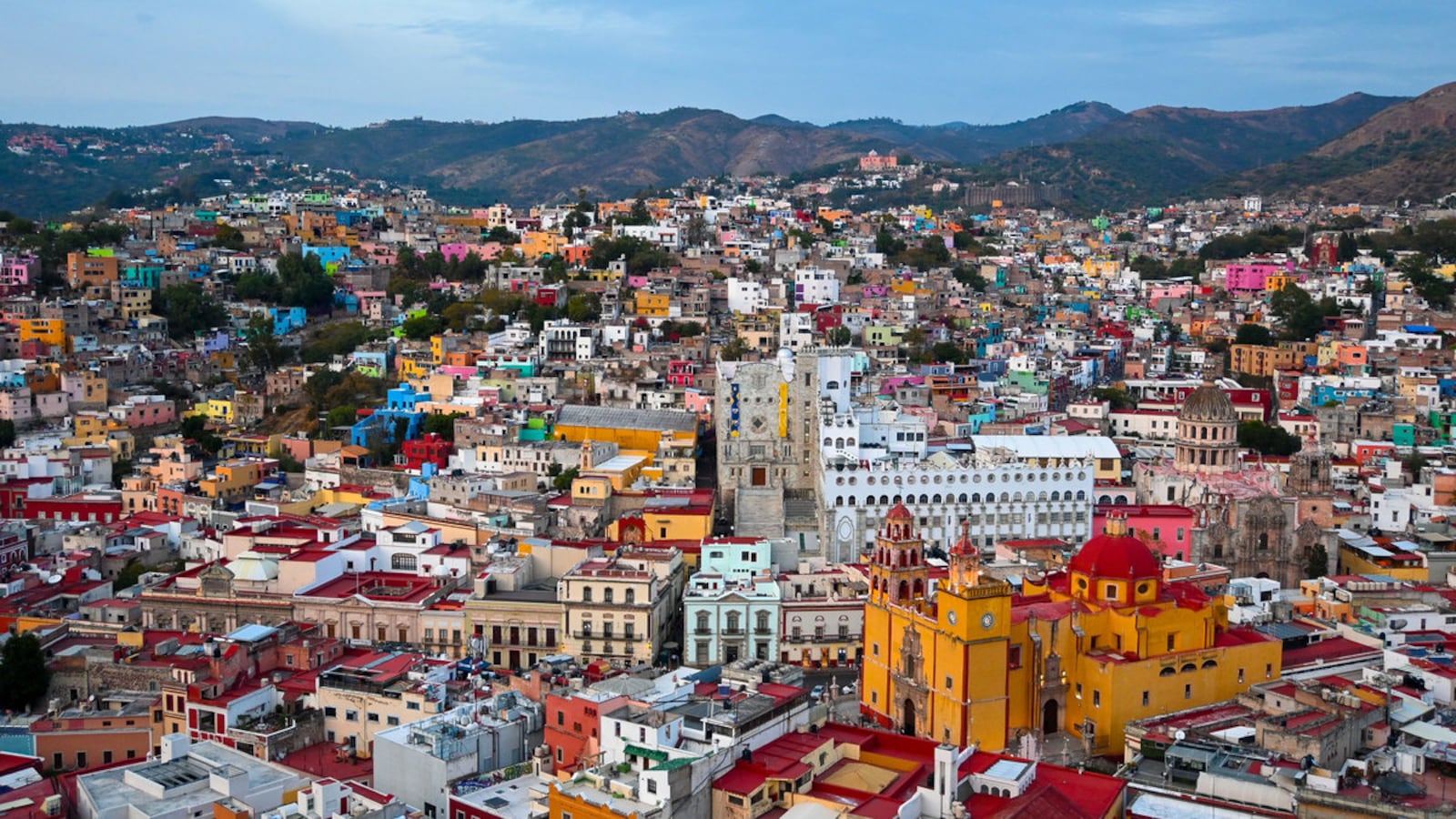 220301-Hilden-el-paso-mexico-city-road-trip-tease_rarttr