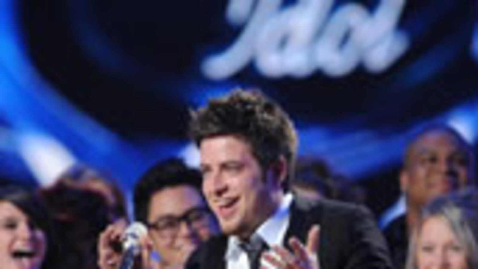 articles/2010/05/27/lee-dewyze-wins-american-idol-is-the-show-dead/rushfield-american-idol_103326_utvnhj