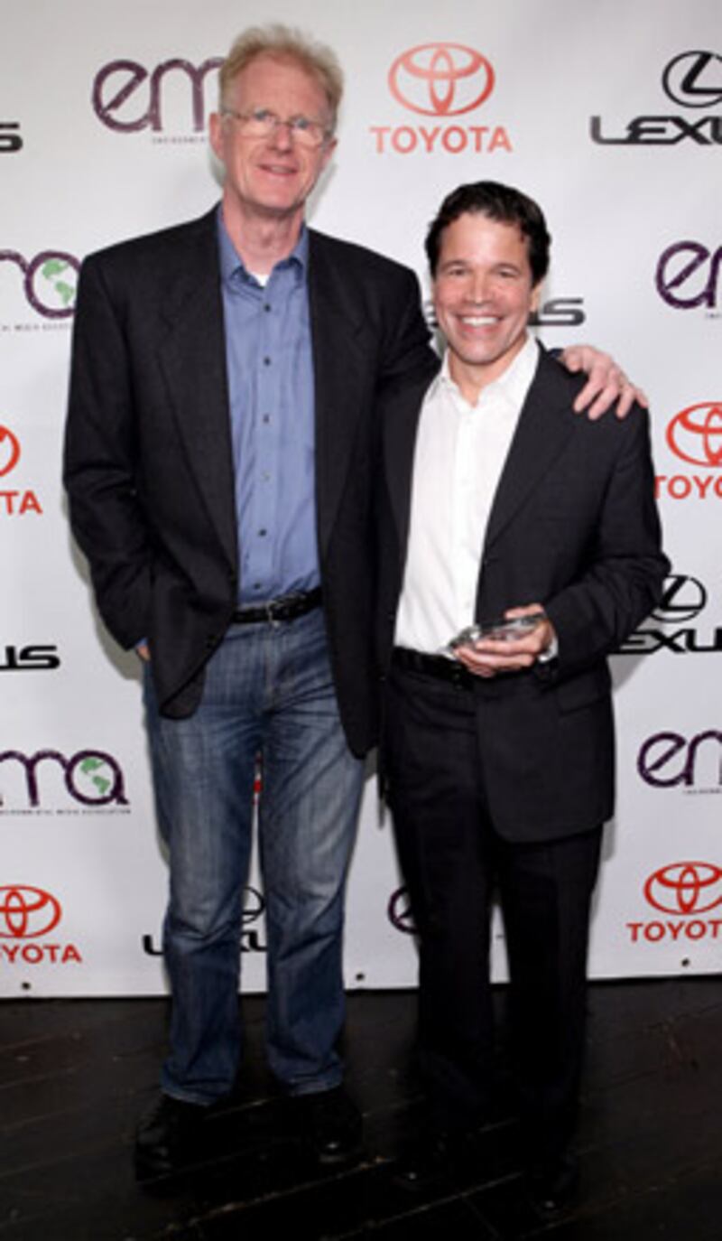 galleries/2009/10/26/environmental-media-awards/red-carpet---ed-begley_yti5fb