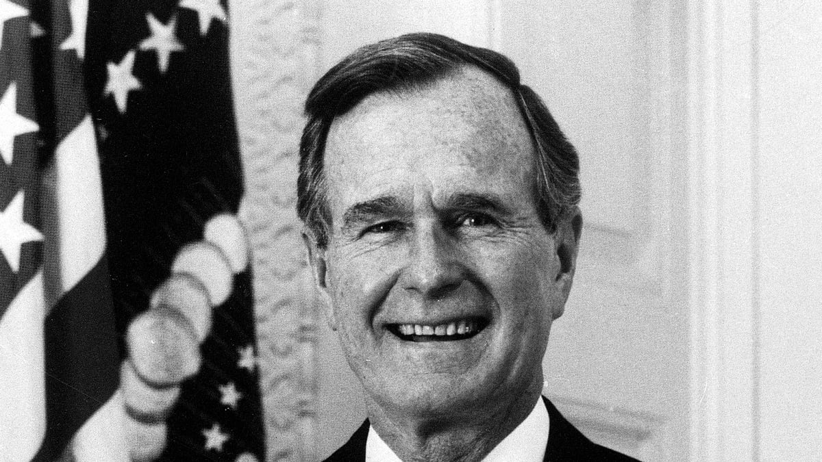 articles/2013/10/08/david-frum-on-how-george-h-w-bush-was-a-man-of-greatness-in-modesty/gw-bush-frum_ylq5sp