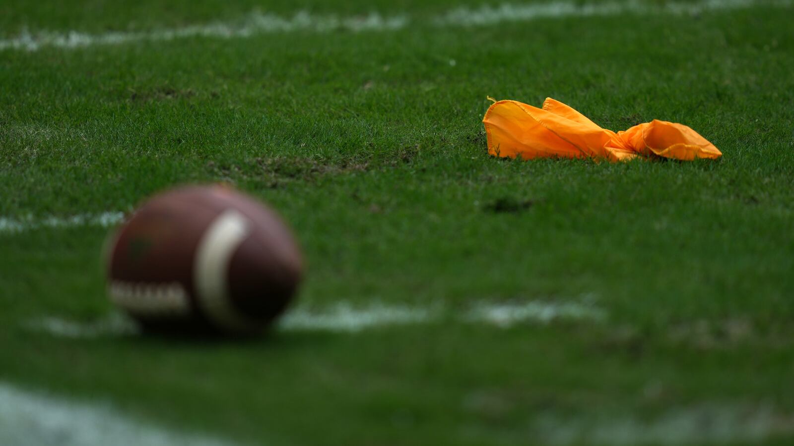 2021-09-18T201233Z_2037907344_MT1USATODAY16778401_RTRMADP_3_NCAA-FOOTBALL-MICHIGAN-STATE-AT-MIAMI_n1seei