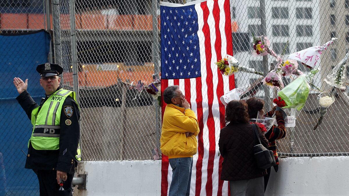 cheats/2011/09/09/f-16-pilot-sent-to-ram-9-11-plane/ground-zero-commemoration-guidelines-cheat_fght41