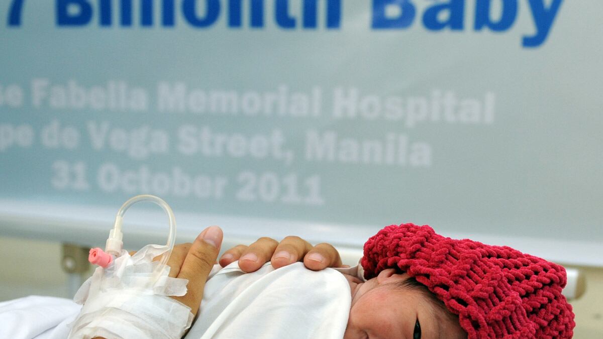 cheats/2011/10/31/seven-billionth-baby-born/7-billionth-baby-born-cs_bw0ehy