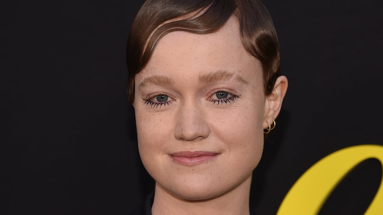 Yellowjackets_S2_2023_Premiere_0830_R_wv0he0