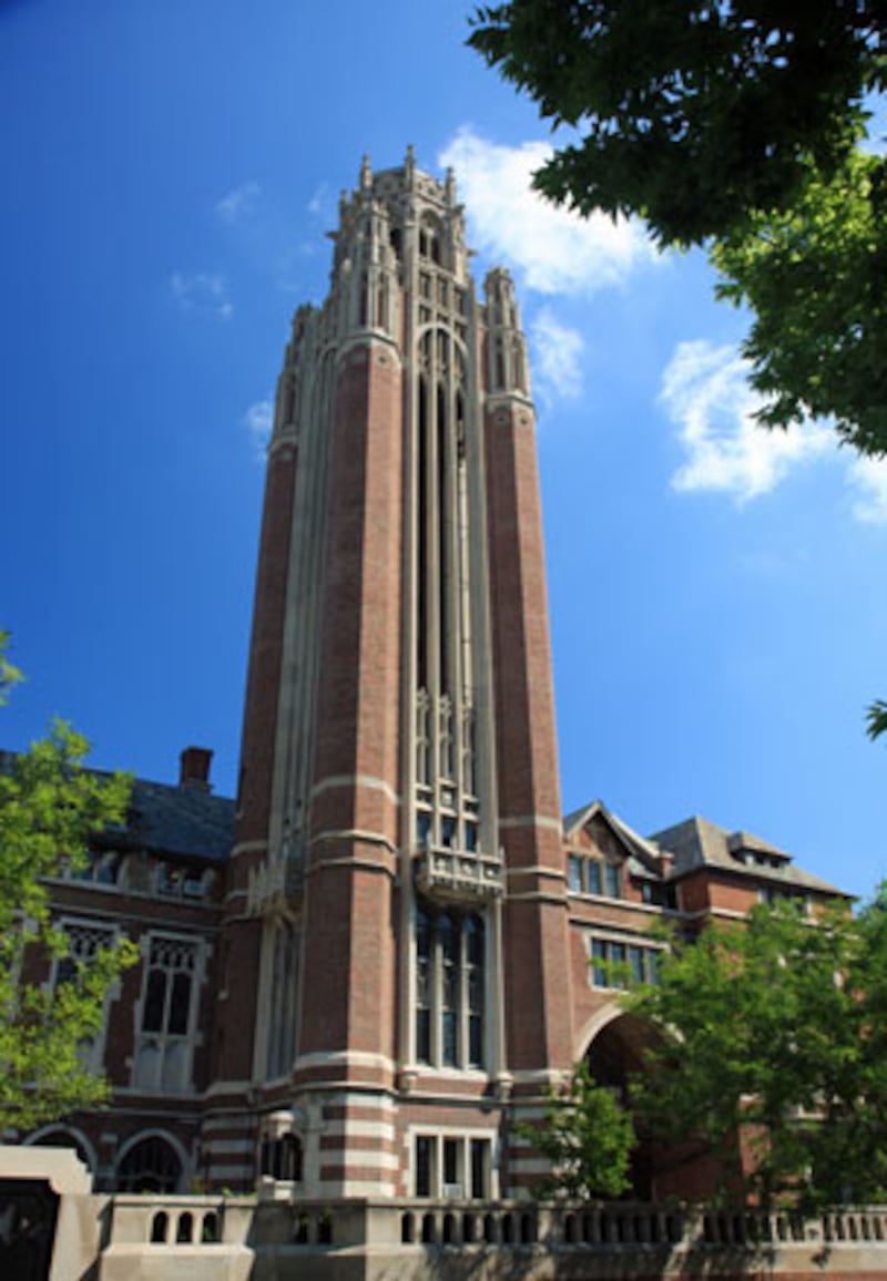 galleries/2010/02/22/america-reads/america-reads---chicago_zh5rev