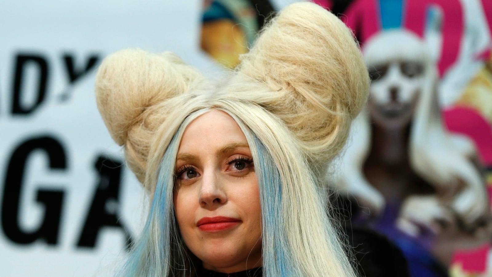 cheats/2014/01/21/china-lifts-lady-gaga-ban/140121-gaga-china-cheat_zf1fqo