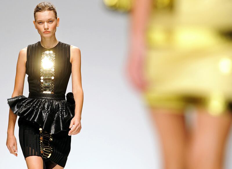 galleries/2010/09/20/london-fashion-week-day-4/london-wrap-day-2---koma_rtuyjz