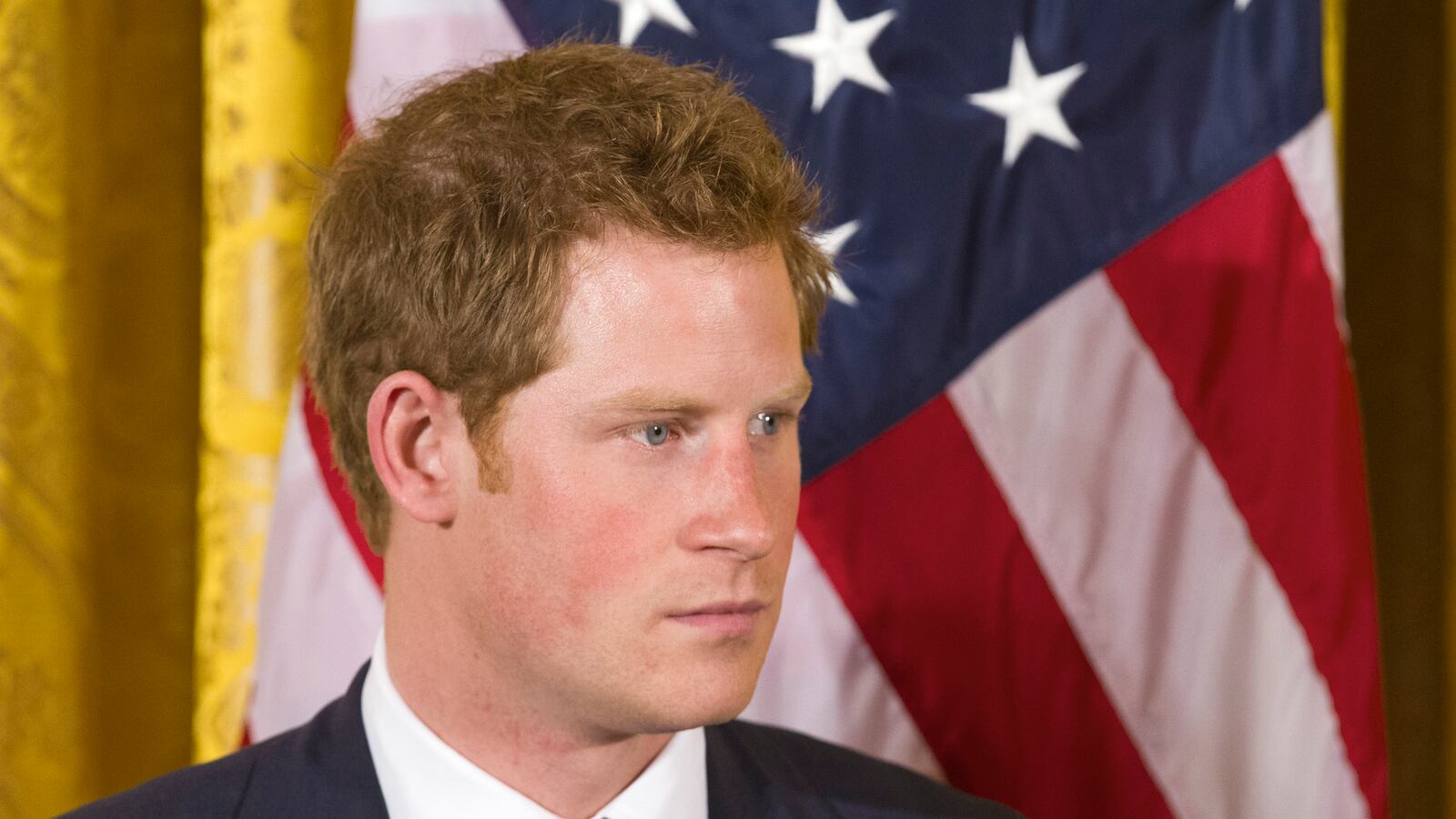 galleries/2013/05/12/prince-harry-visits-the-usa-photos/130510-harry-usa-flag_ujhyab