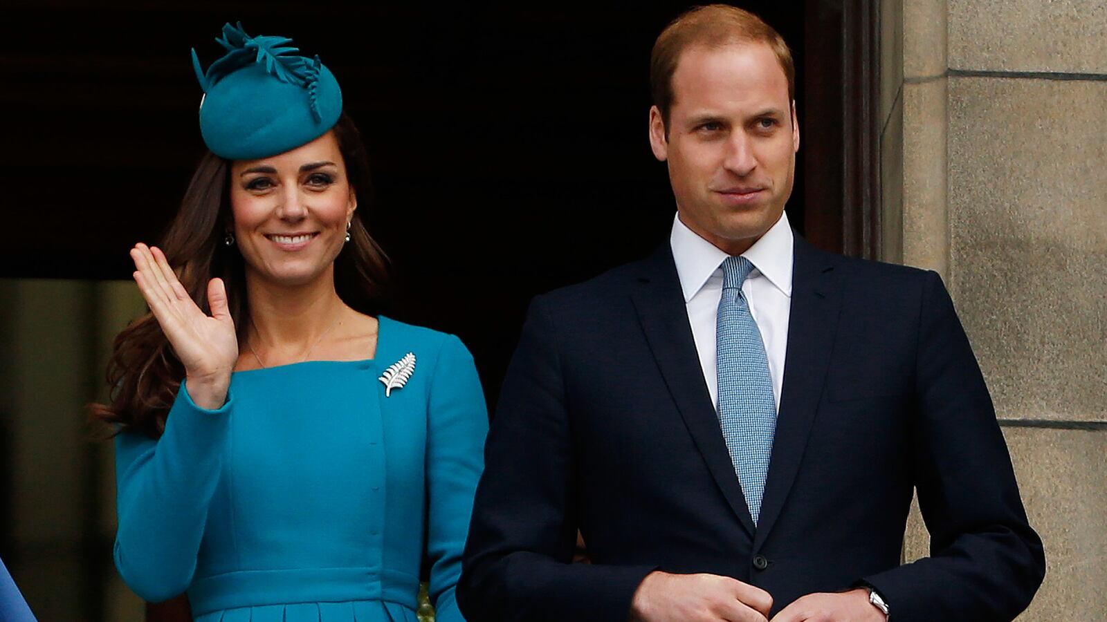 articles/2014/05/29/take-your-slip-and-shove-it/140529-miller-middleton-tease_w9di7e