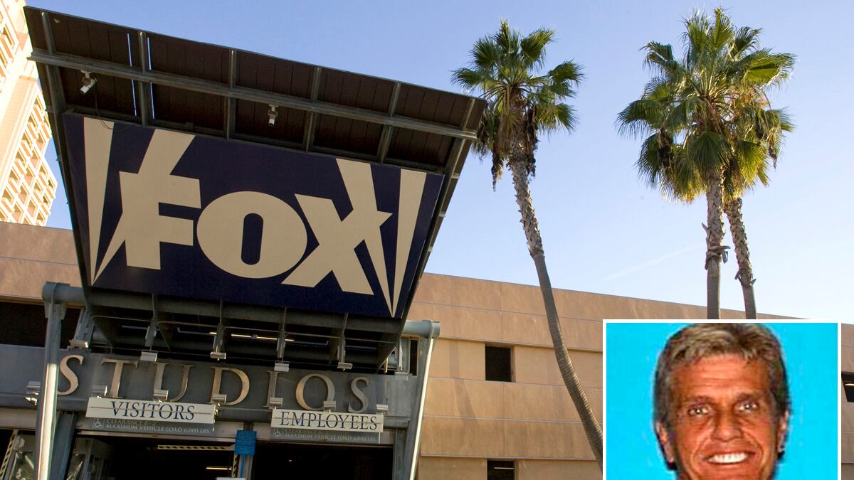 articles/2012/05/11/fox-movie-executive-gavin-smith-s-mysterious-disappearance-baffles-police/missing-fox-exec-fernandez-tease_skifbs