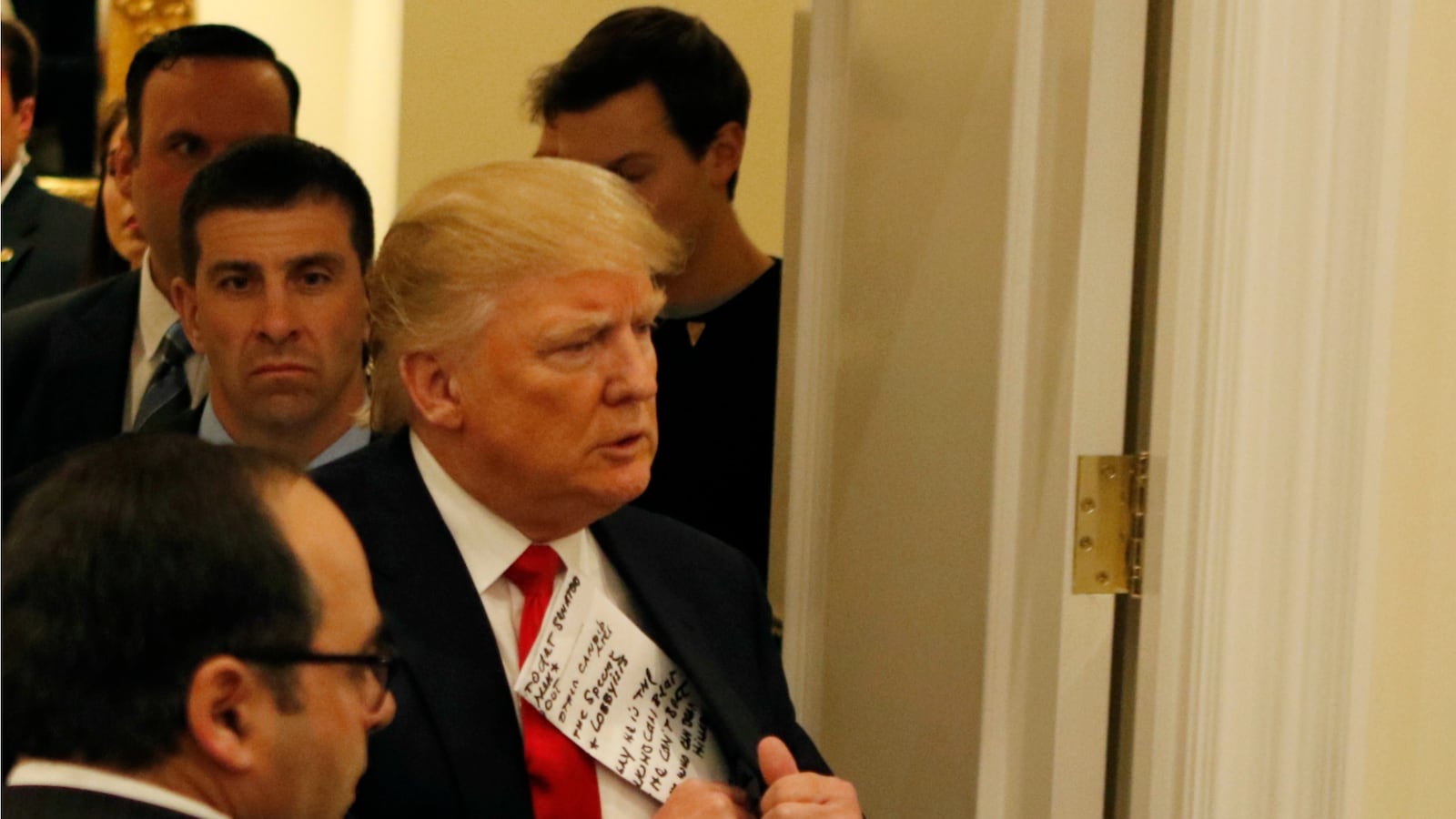 cheats/2016/03/10/transcript-shows-trump-breitbart-scuffle/160310-trump-transcript-cheat_no0wqo