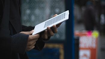 articles/2009/05/19/buy-one-book-get-one-free/osnos-kindle_27407_mmd5ny