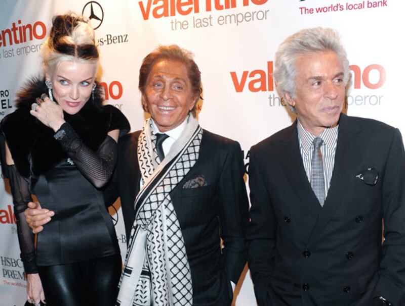 galleries/2009/11/04/viva-valentino/valentino-party---valentino_jlcicz