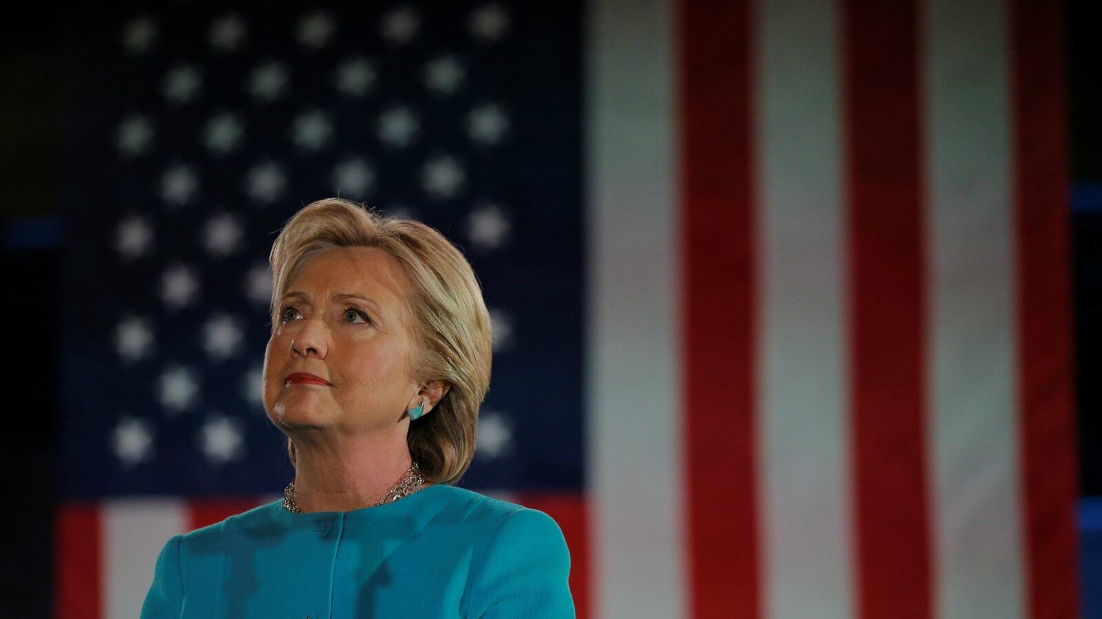 cheats/2016/11/07/poll-clinton-leads-by-11-points/161106-clinton-lead-11-points-cheat_r0ghl4