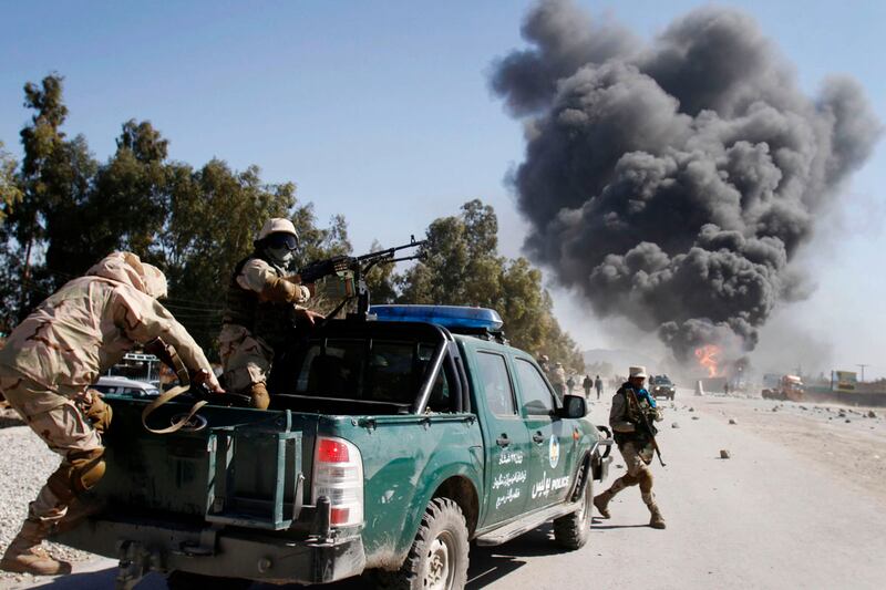 galleries/2012/02/23/quran-burning-protests-turn-deadly-in-afghanistan-photos/afghanistan-koran-burning-protest-explosion_yug2ft