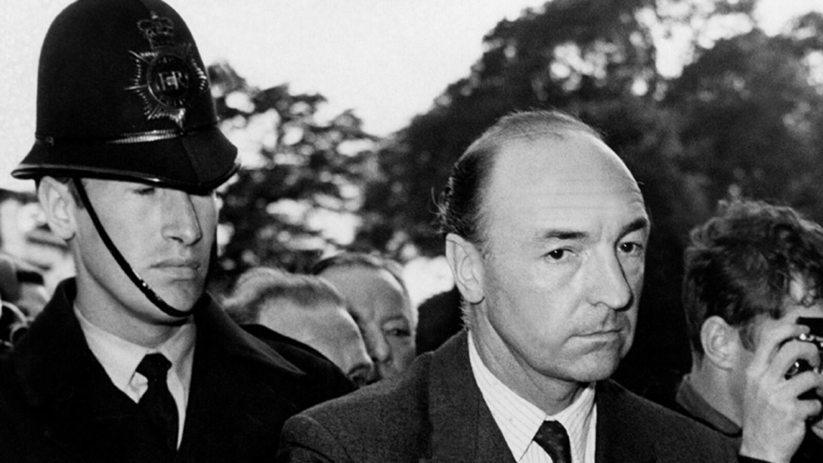 articles/2011/06/09/weinergate-sex-lies-and-a-classic-scandal/weiner-prfumo-scandal-irving-tease_p4yld3