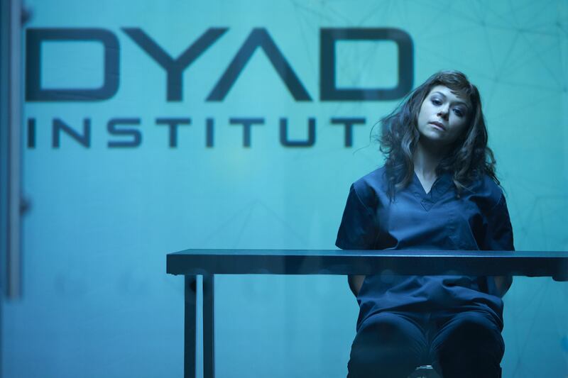 articles/2015/07/16/emmy-nominations-biggest-snubs-and-surprises-amy-schumer-empire-the-americans-and-more/150417-fallon-orphan-black-tease_wnjwlu