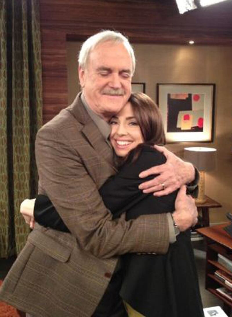 galleries/2011/12/22/whitney-cummings-selena-gomez-more-celebrity-twitter-pictures-photos/twitpics-whitney-cummings_tuxjbw