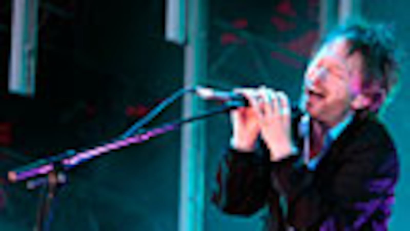 articles/2008/10/23/radioheads-ballsy-experiment-pays-off/toure-radiohead_1968_lxfe3y