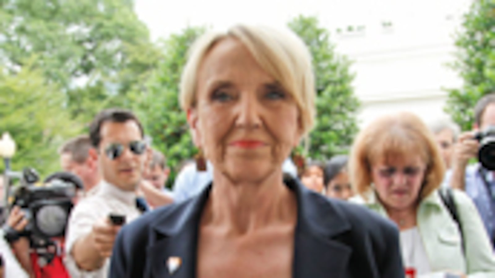 articles/2010/06/04/arizona-gov-jan-brewer-meets-with-obama/sterling-brewer_104859_lzugwj