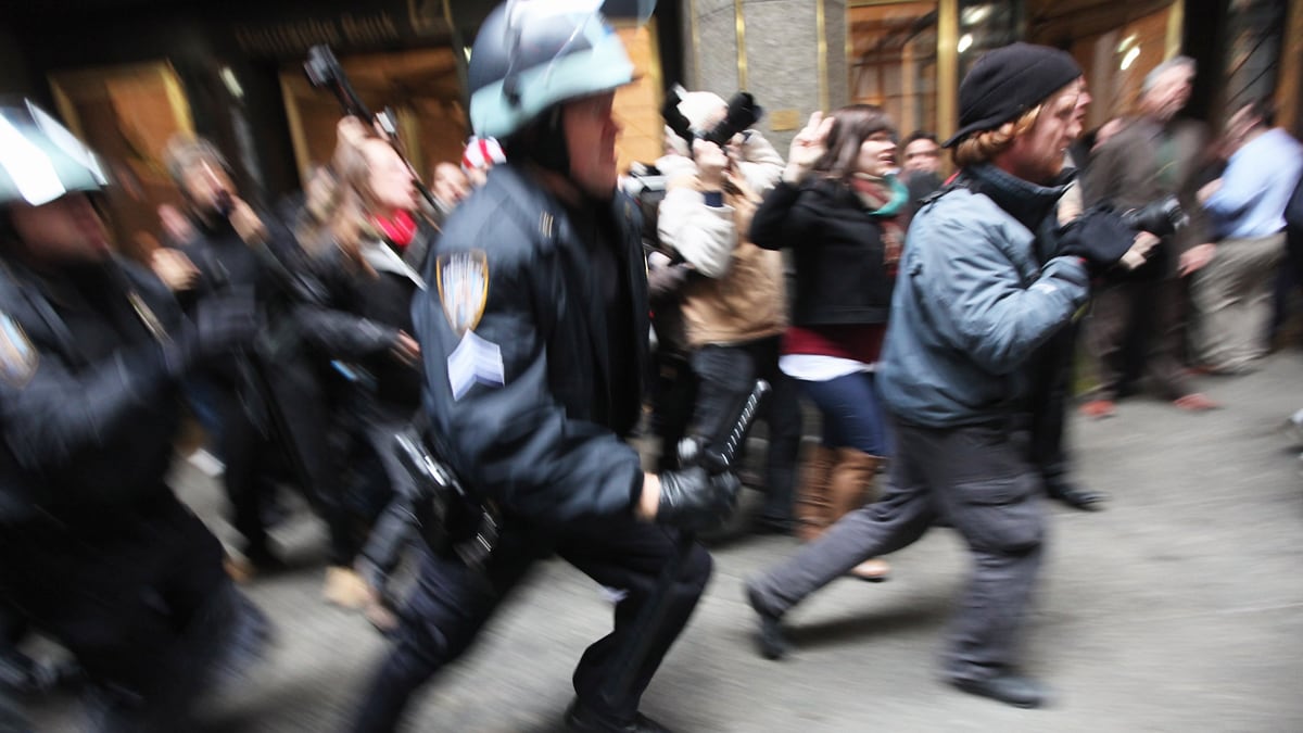 cheats/2012/08/03/nyc-won-t-defend-cop-in-civil-suit/occupy-wall-street-anthony-bologna-cheat_tzkc0f