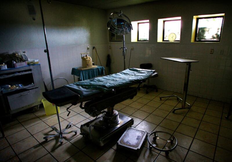 galleries/2010/06/08/congo-s-resilient-rape-survivors/congo-rape-as-weapon-3_yqlzrk