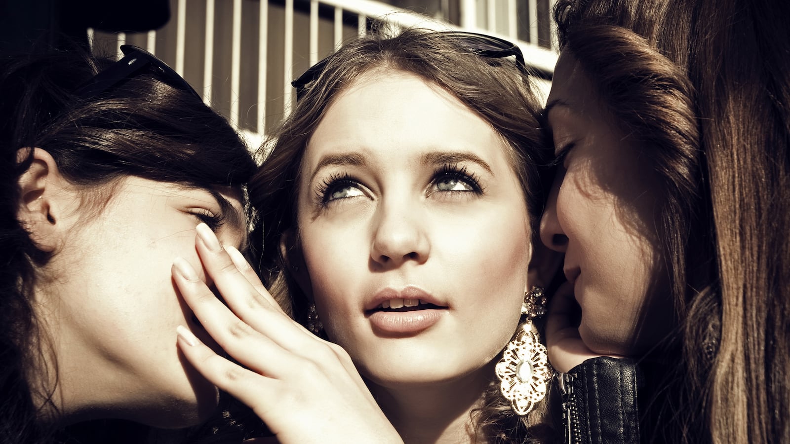 articles/2014/06/02/slut-shaming-gets-the-ya-treatment-in-the-truth-about-alice/140602-slutshaming-ya-cunnigham-tease_vjgbjw