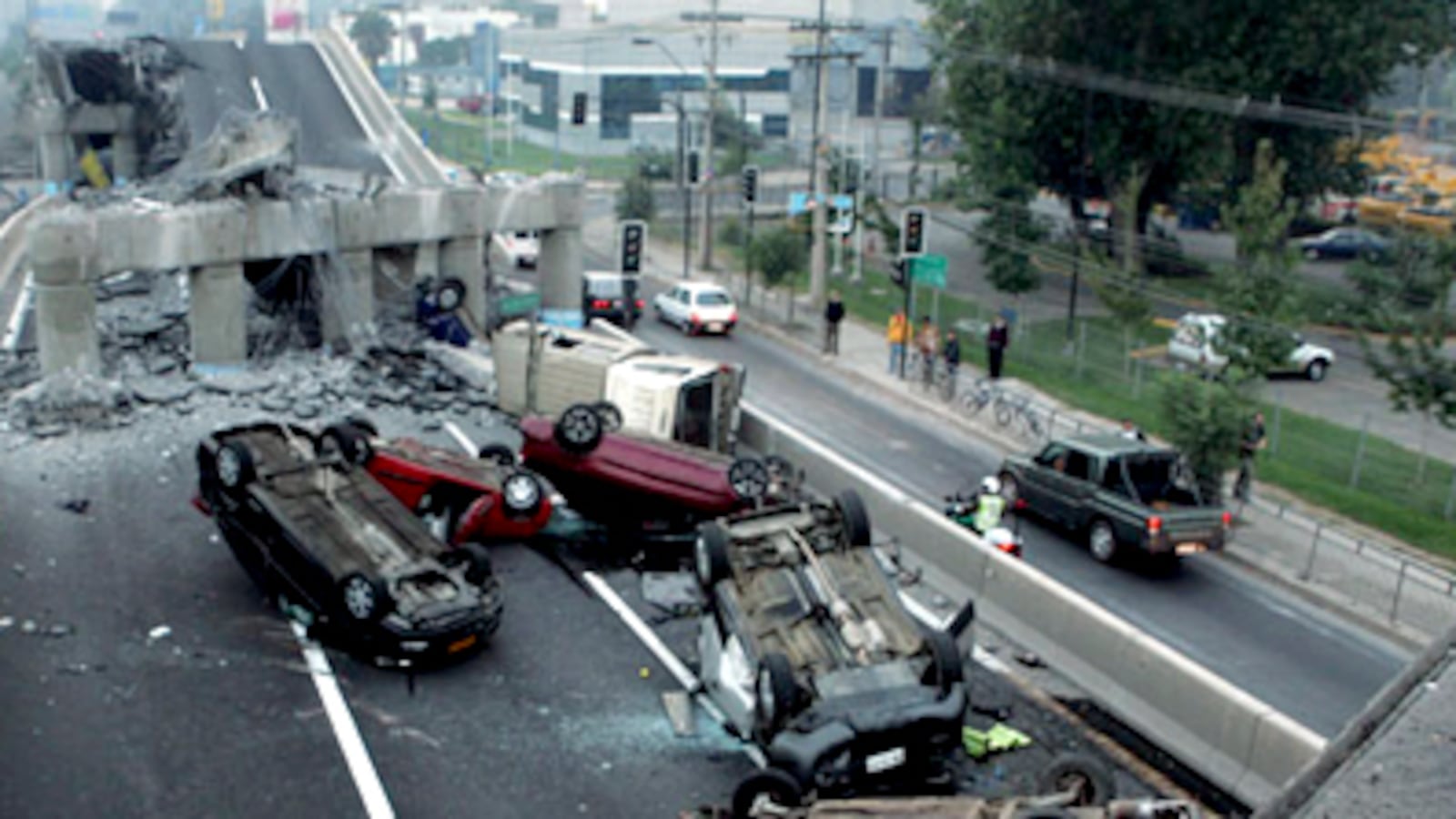 articles/2010/03/01/what-haiti-can-teach-chile/chile-earthquake-tsunami_zcmn78