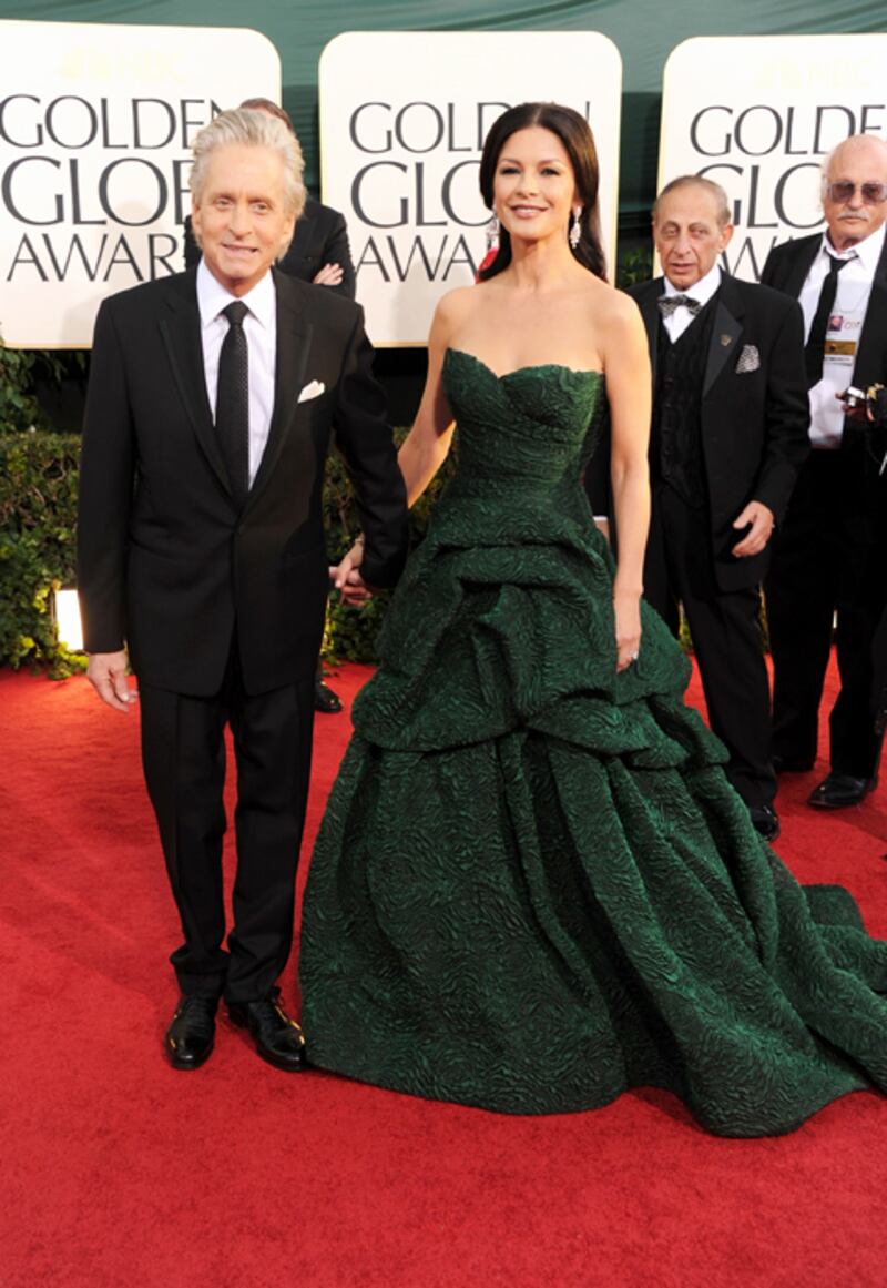 galleries/2011/01/16/golden-globes/golden-globes---jones-and-douglas_kmgkyl