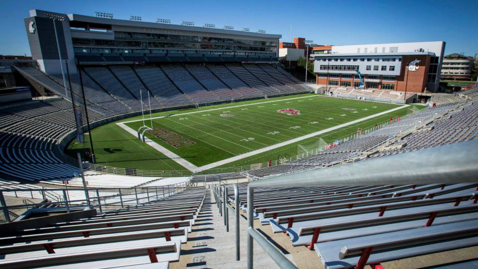 WashingtonStateFootballFacebook_fmlrjd