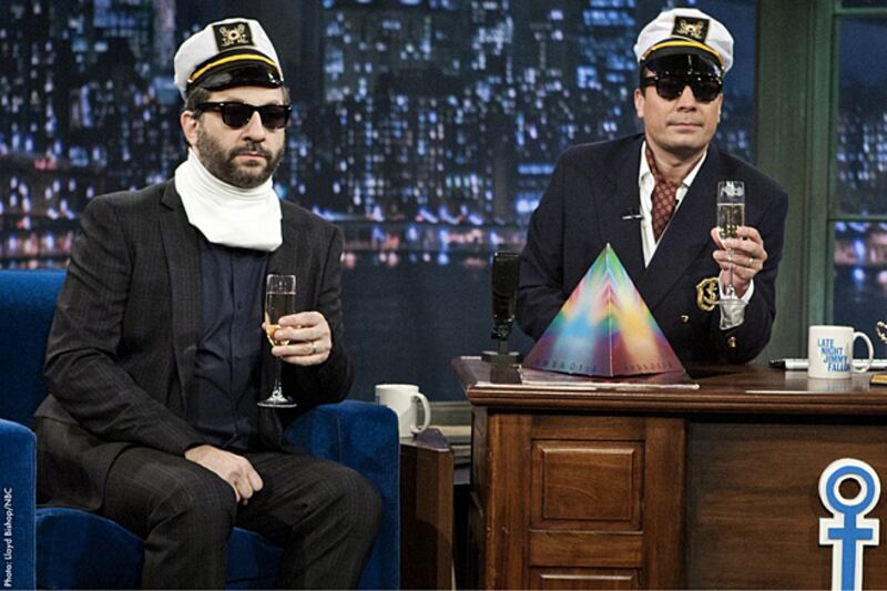 galleries/2011/05/12/celebrity-twitter-photos/twitpi513---apatow_s8rkli