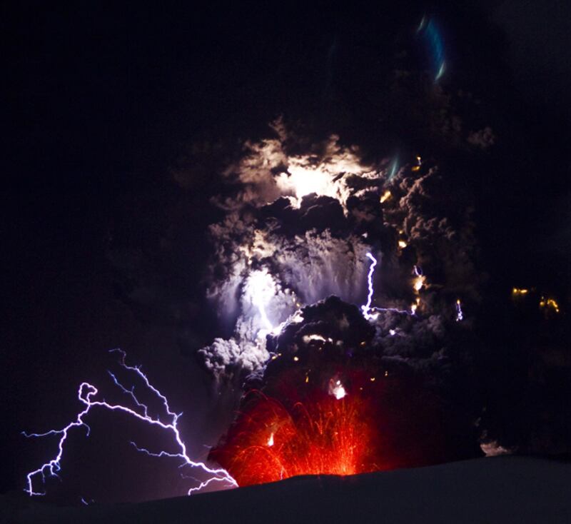 galleries/2010/12/29/the-year-in-pictures-2010/year-in-pictures---volcano-1_sdaryl