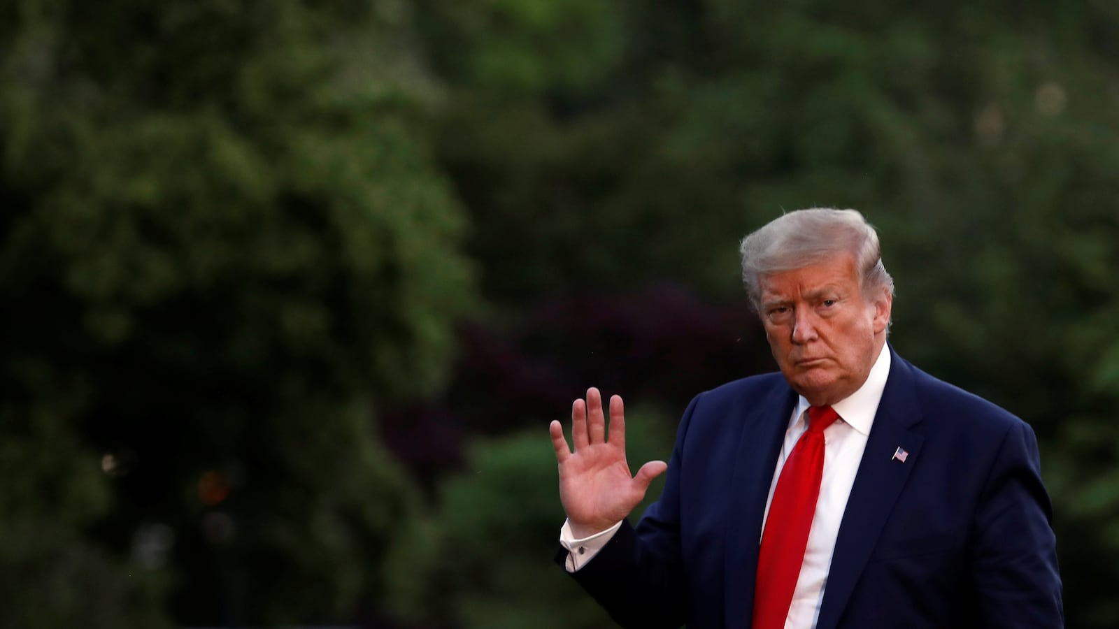 2020-05-31T003836Z_1346523824_RC2CZG99JBQ1_RTRMADP_3_SPACE-EXPLORATION-SPACEX-LAUNCH_syd09j