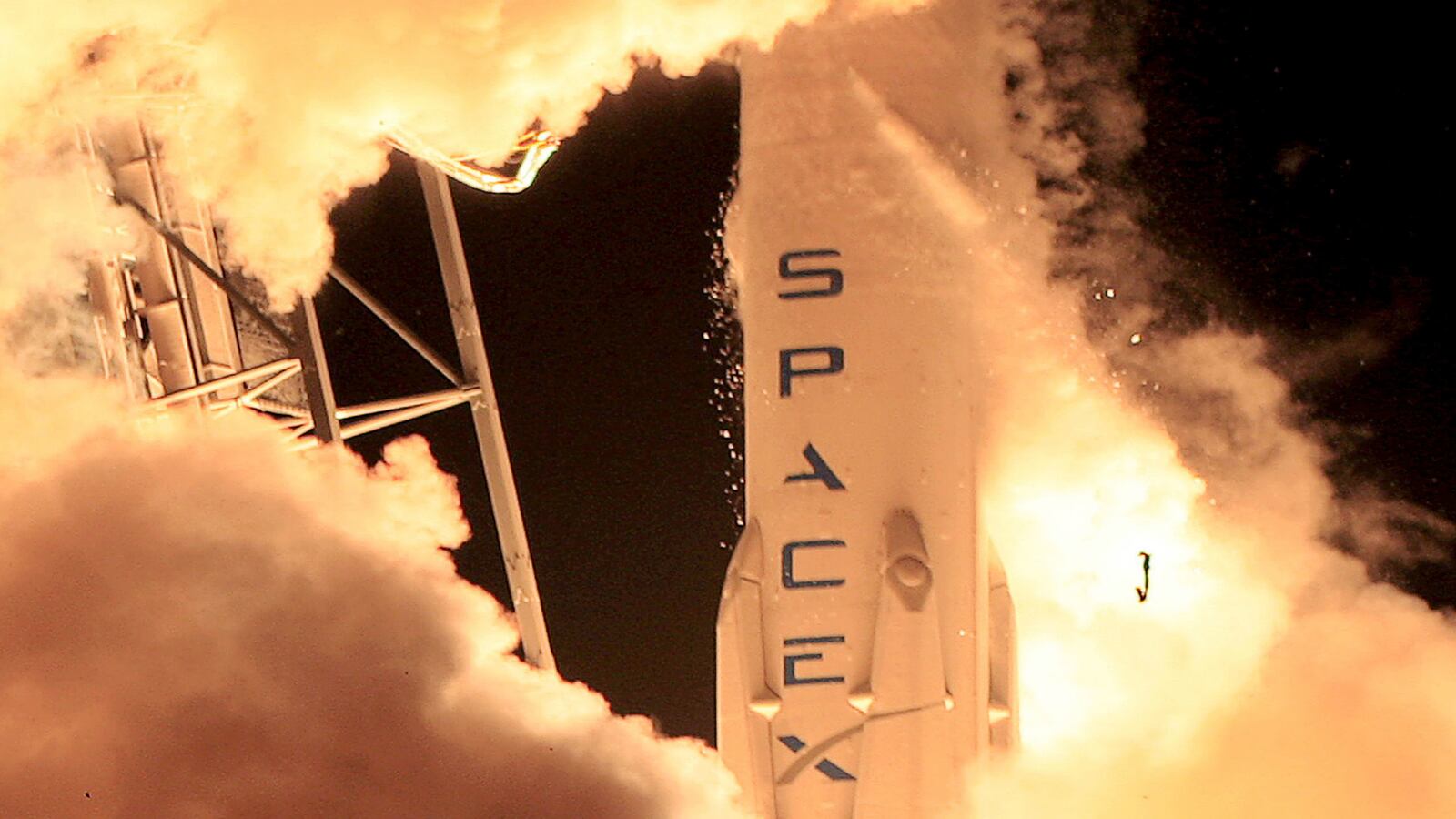 cheats/2016/02/28/spacex-aborts-launch-just-before-liftoff/160228-spacex-aborts-launch-cheat_s1ta8d