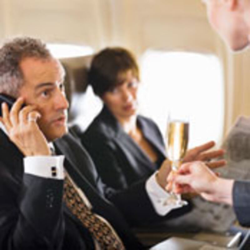 articles/2010/08/11/jetblue-flight-attendant-steven-slater-i-hear-you/laurie-flight-attendant_119361_tabz3d