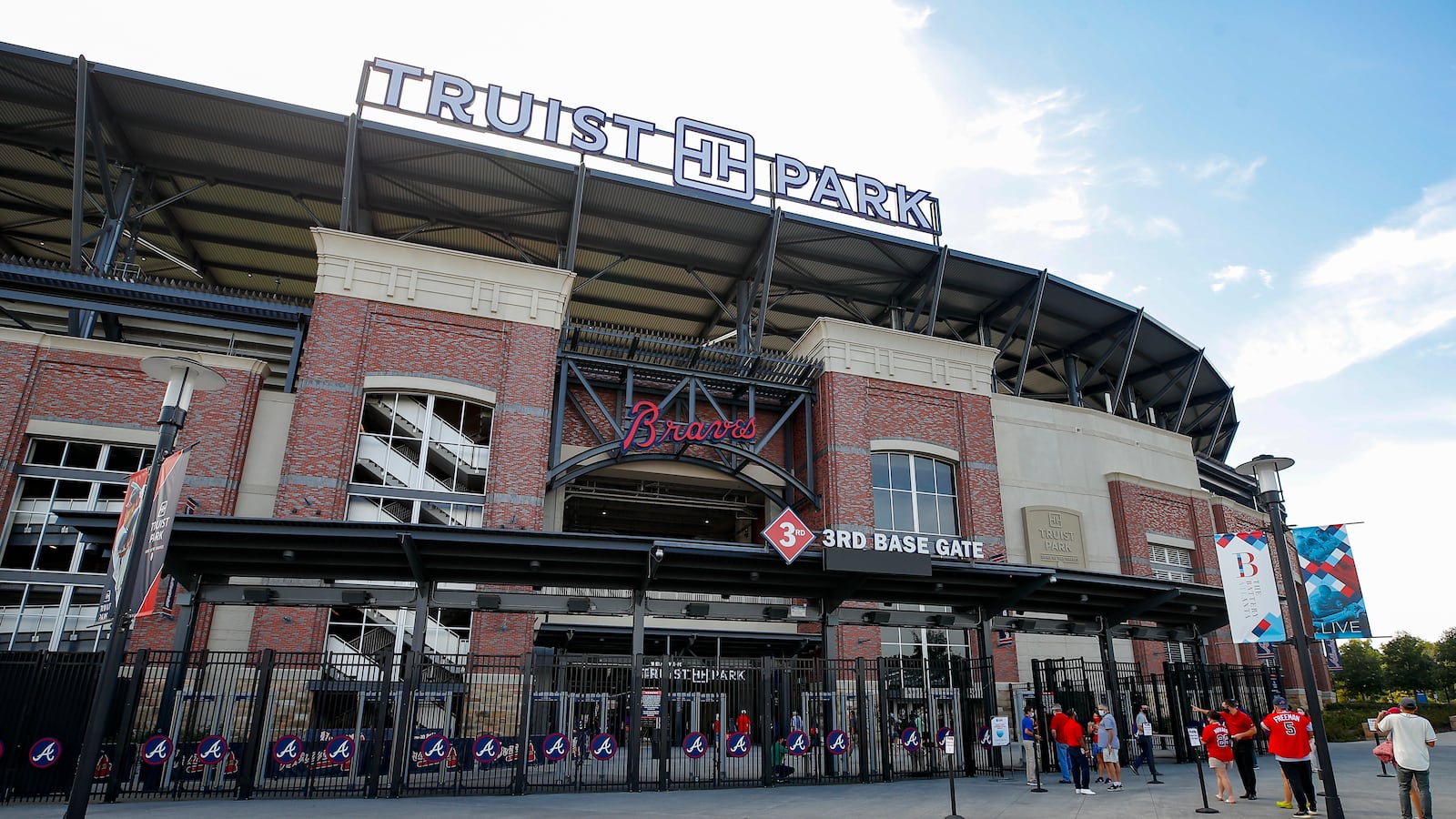 GettyImages-1228965597_ytblwy