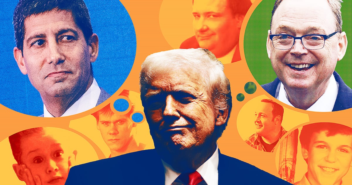 Trump Deciding Between Two Kevins to Lead Fed