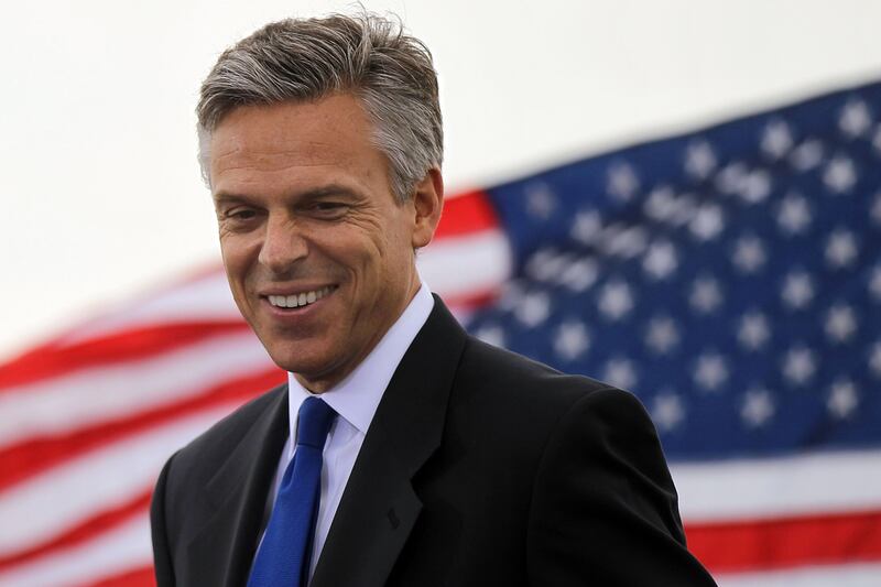 articles/2011/07/27/jon-huntsman-backs-john-boehner-s-debt-ceiling-plan/hunstman-romano_ghq3du