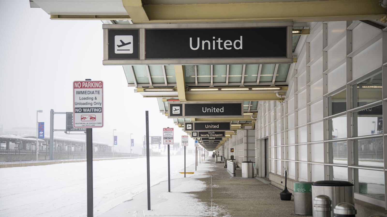 A powerful snowstorm brought daily life to a standstill in Washington DC, United States on January 25, 2026.