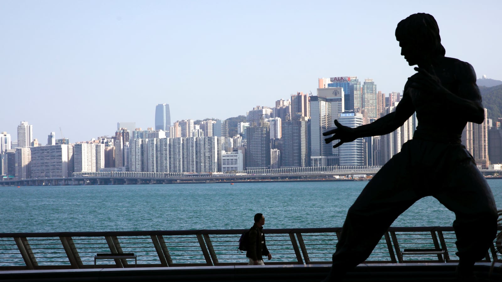 2019-12-27T100650Z_1898848213_RC2M3E9UAP5K_RTRMADP_3_HONGKONG-DAILYLIFE_nu9hgf