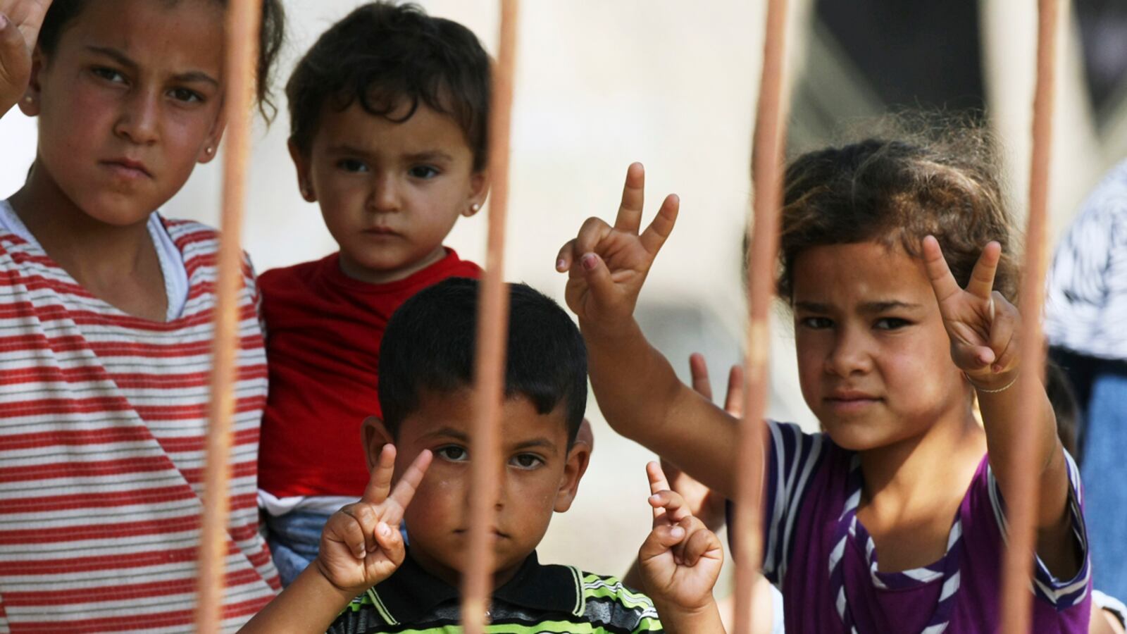 cheats/2012/11/25/10-kids-killed-near-damascus/syrian-refugees-cheat_vqznj5