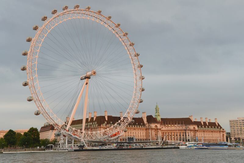 galleries/2012/09/29/staten-island-singapore-and-the-world-s-largest-ferris-wheels/largest-ferris-wheels-london-eye_dgg3pi